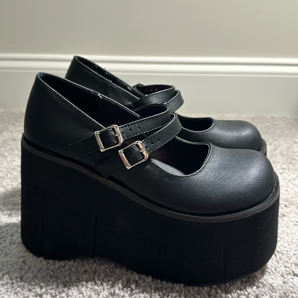 cute demonia platforms
